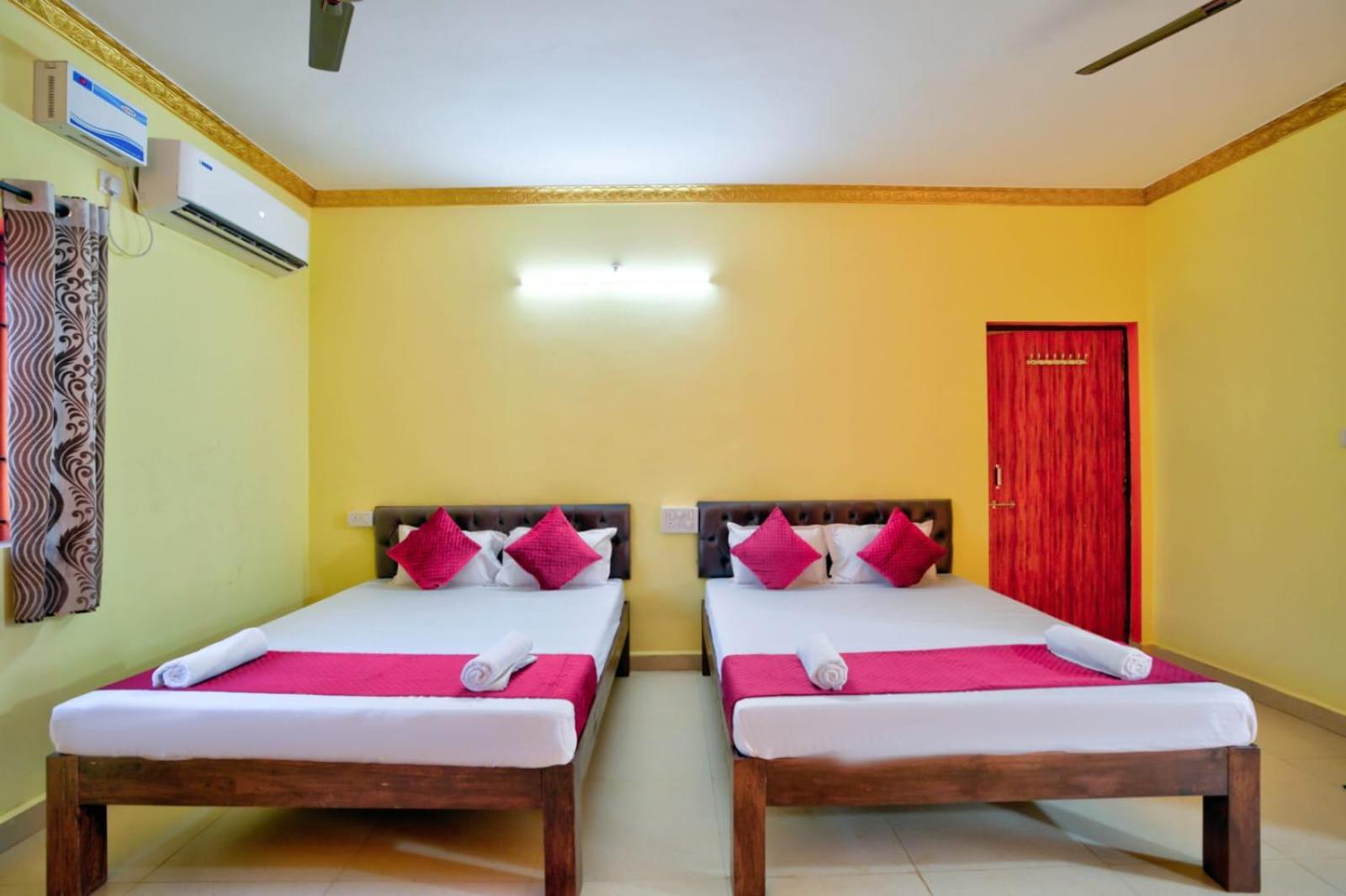 Hotel Savita Calangute Pokoj fotografie