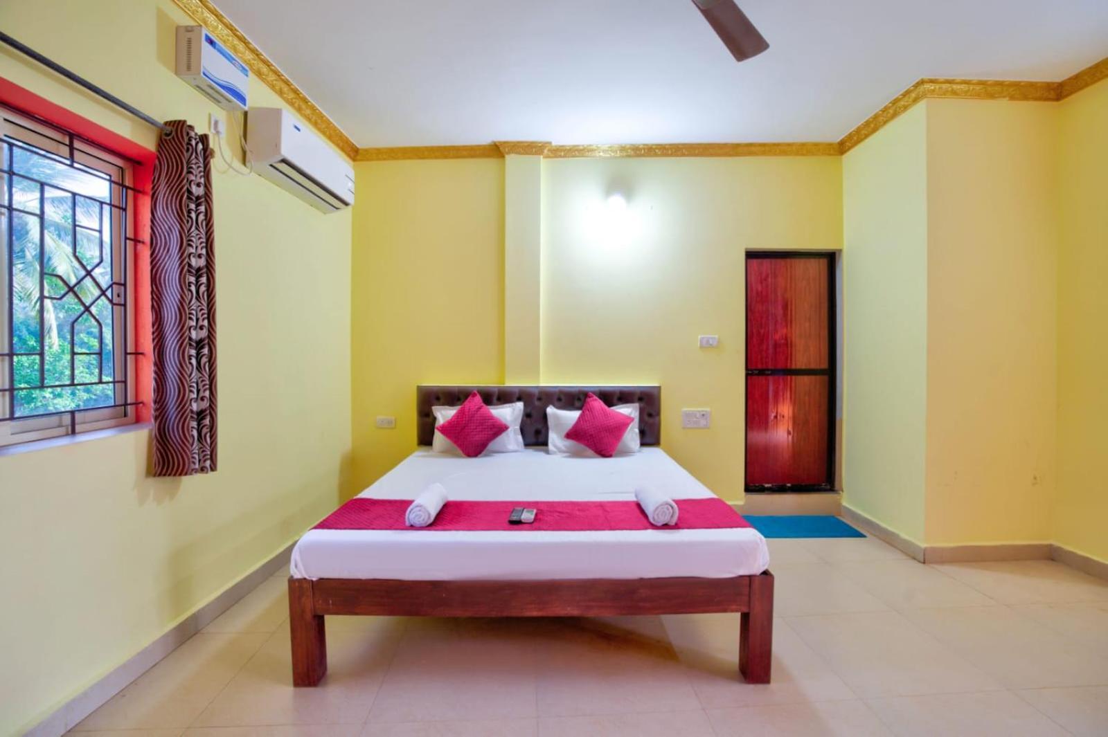 Hotel Savita Calangute Pokoj fotografie
